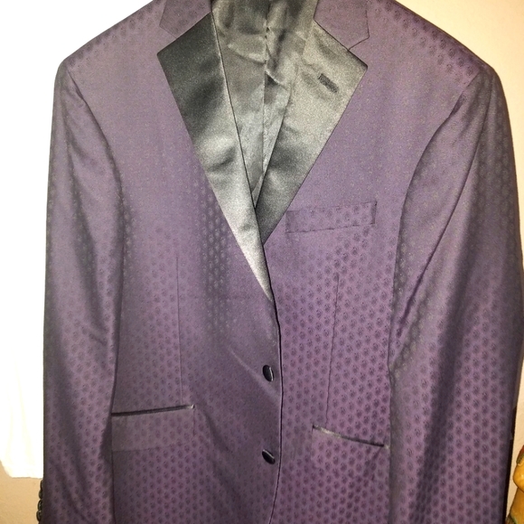 Mens fashion stylish sport coat. Purple paisley. Size 42 regular. - Picture 3 of 3